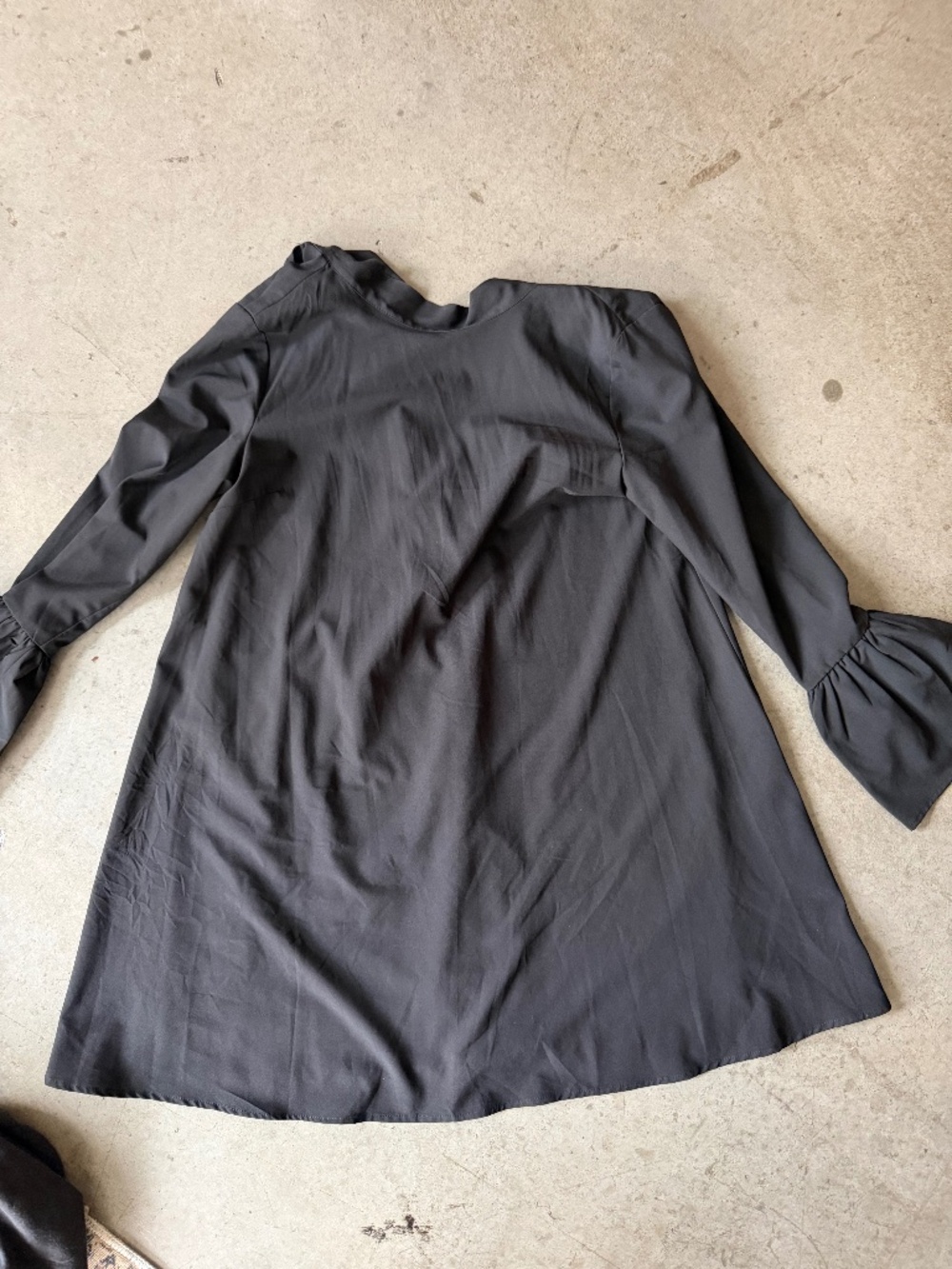 Lulus black dress